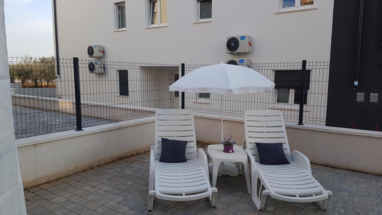 Apartments Brist Hills Pula Bagian luar foto