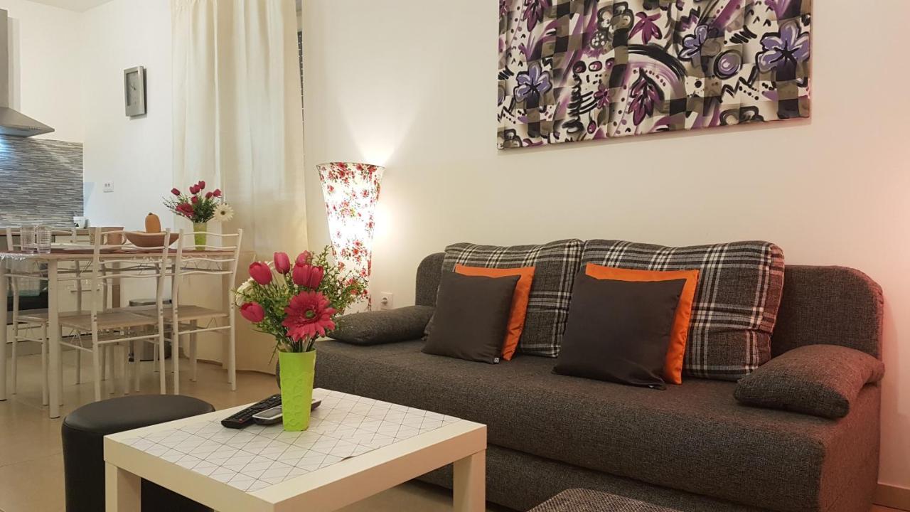 Apartments Brist Hills Pula Bagian luar foto