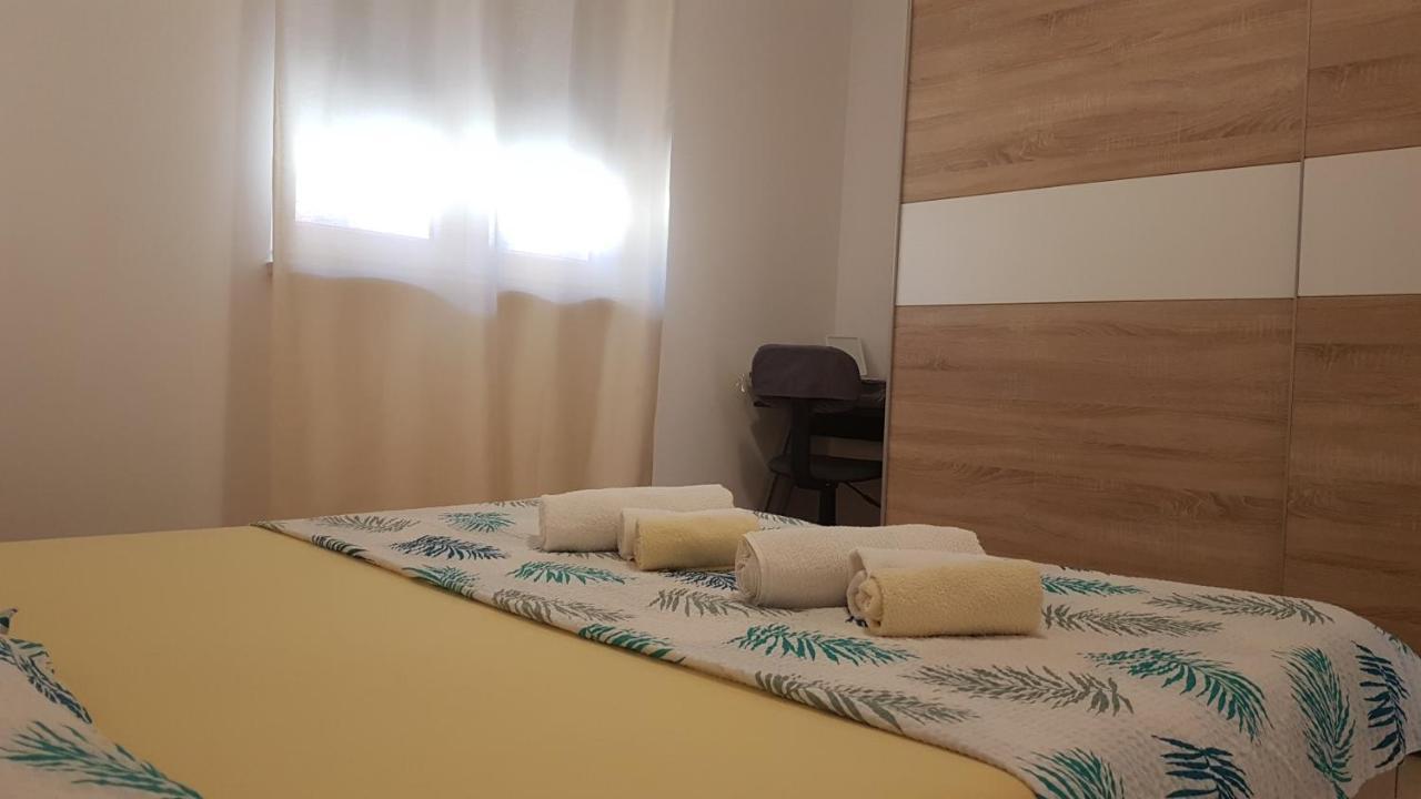 Apartments Brist Hills Pula Bagian luar foto