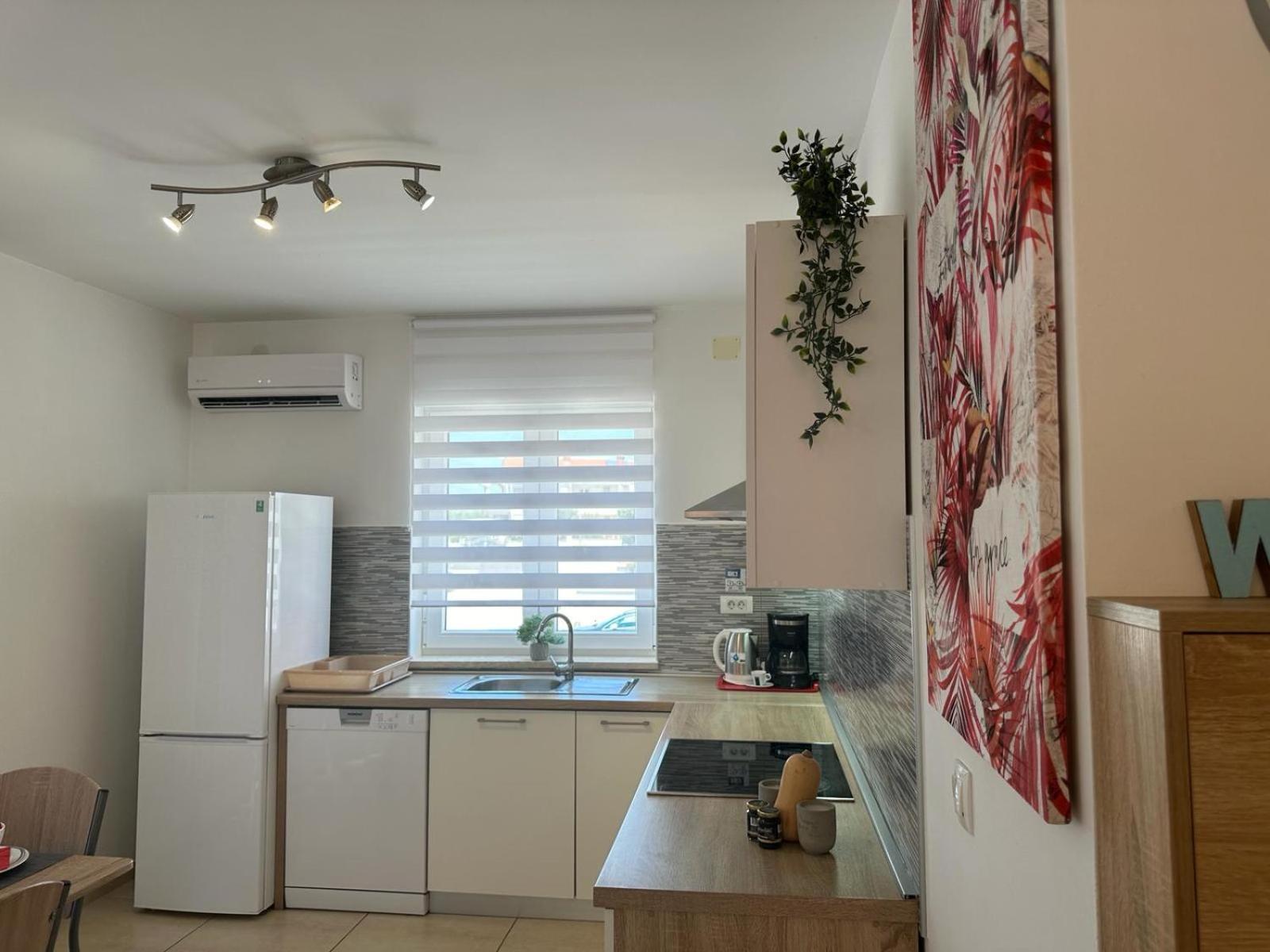 Apartments Brist Hills Pula Bagian luar foto
